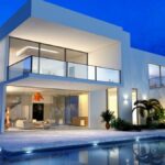 buying-a-luxury-home-1183x675 (1)